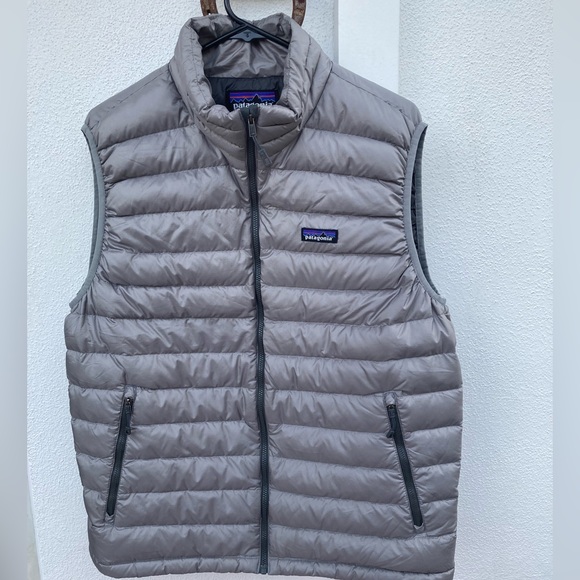 Patagonia Other - Men’s Patagonia Down Puffer Vest (L)